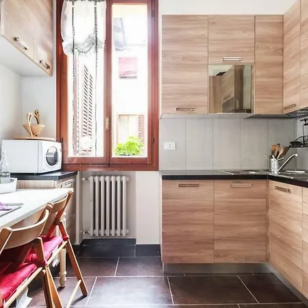 Charming Porta Nova Apartment Bologna